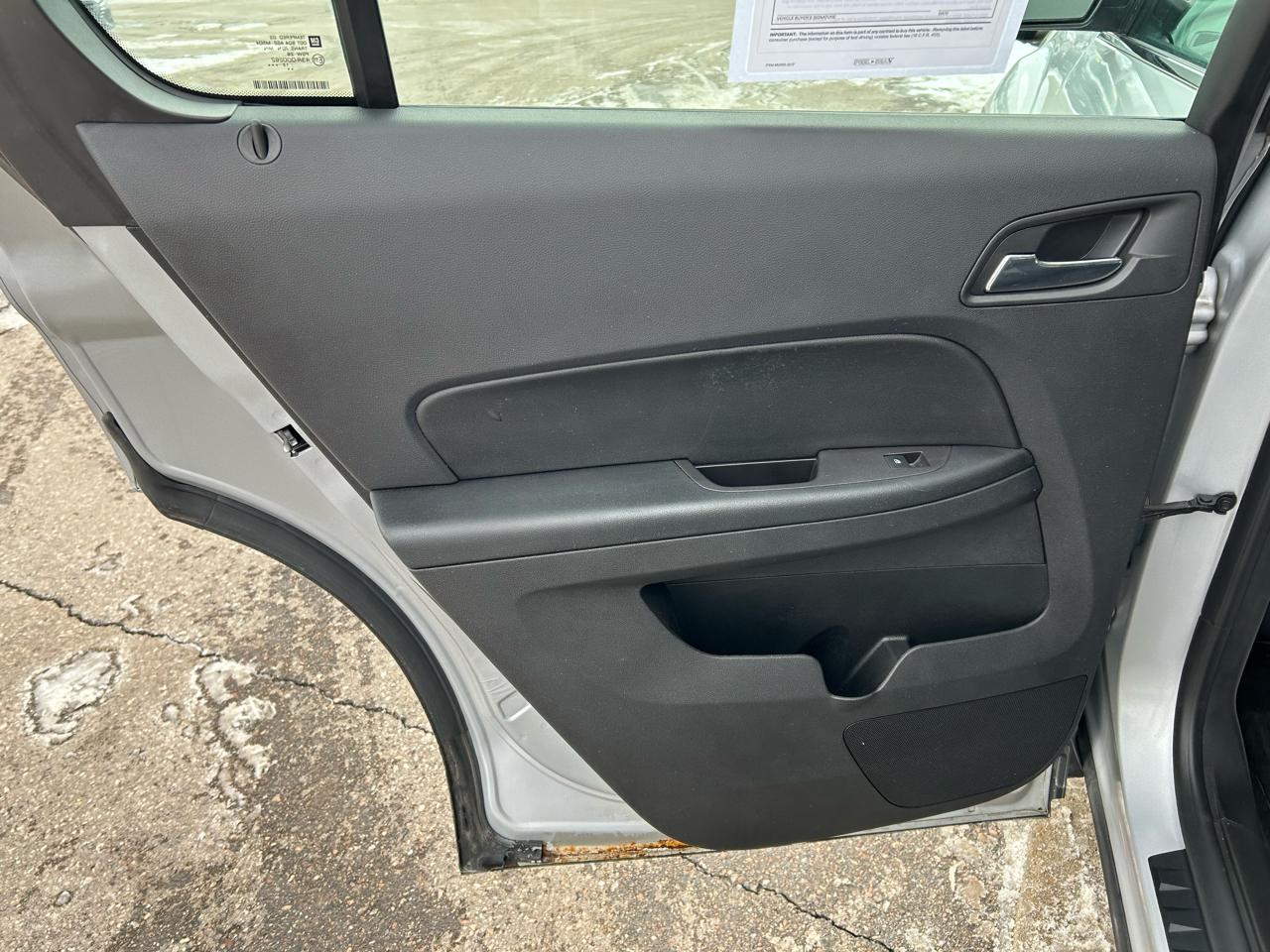 Chevrolet Equinox LS 2WD 2014