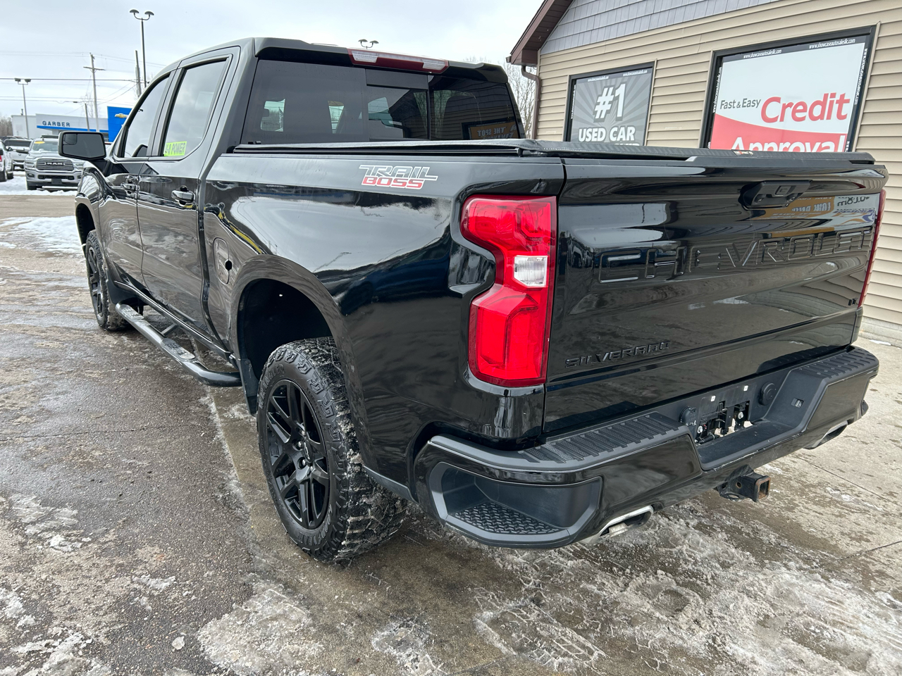 Chevrolet Silverado 1500 Trail Boss LT Crew Cab 4WD 2023