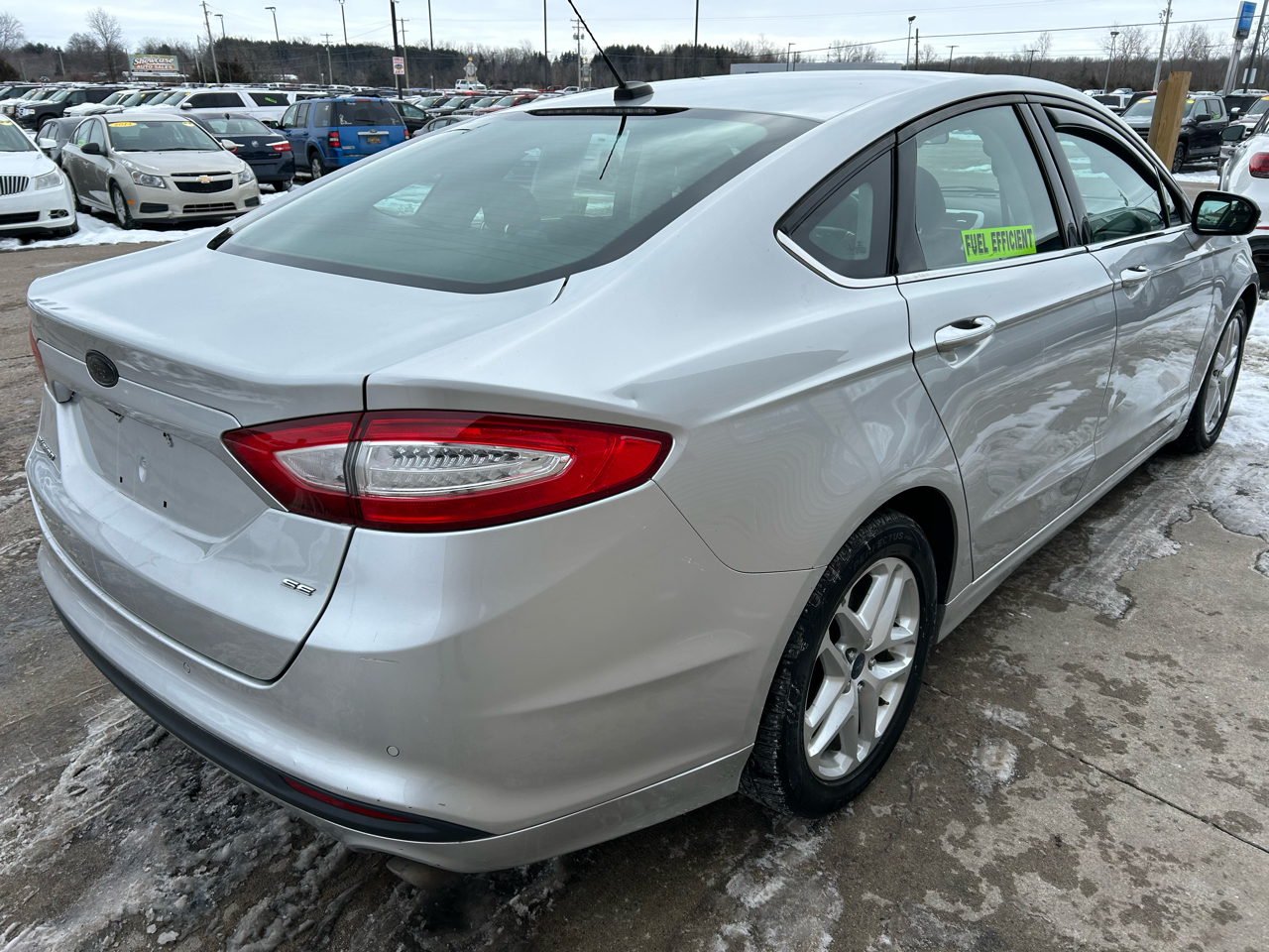Ford Fusion SE 2015