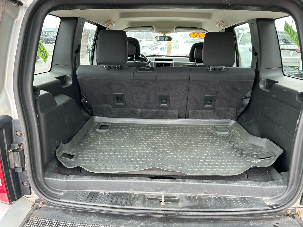 Jeep Liberty Sport 4WD 2010