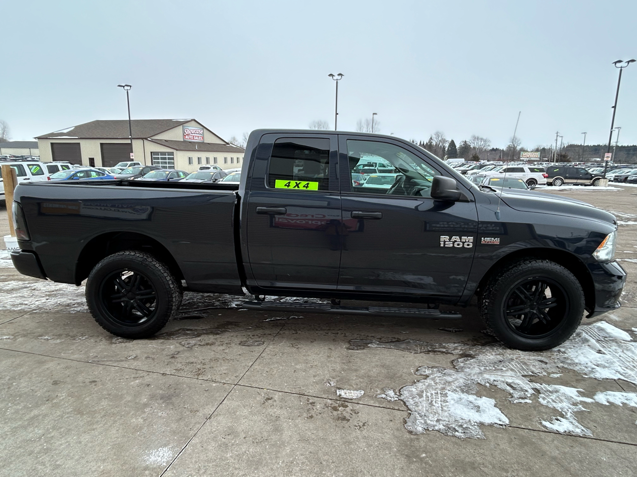 RAM 1500 Tradesman Quad Cab 4WD 2013