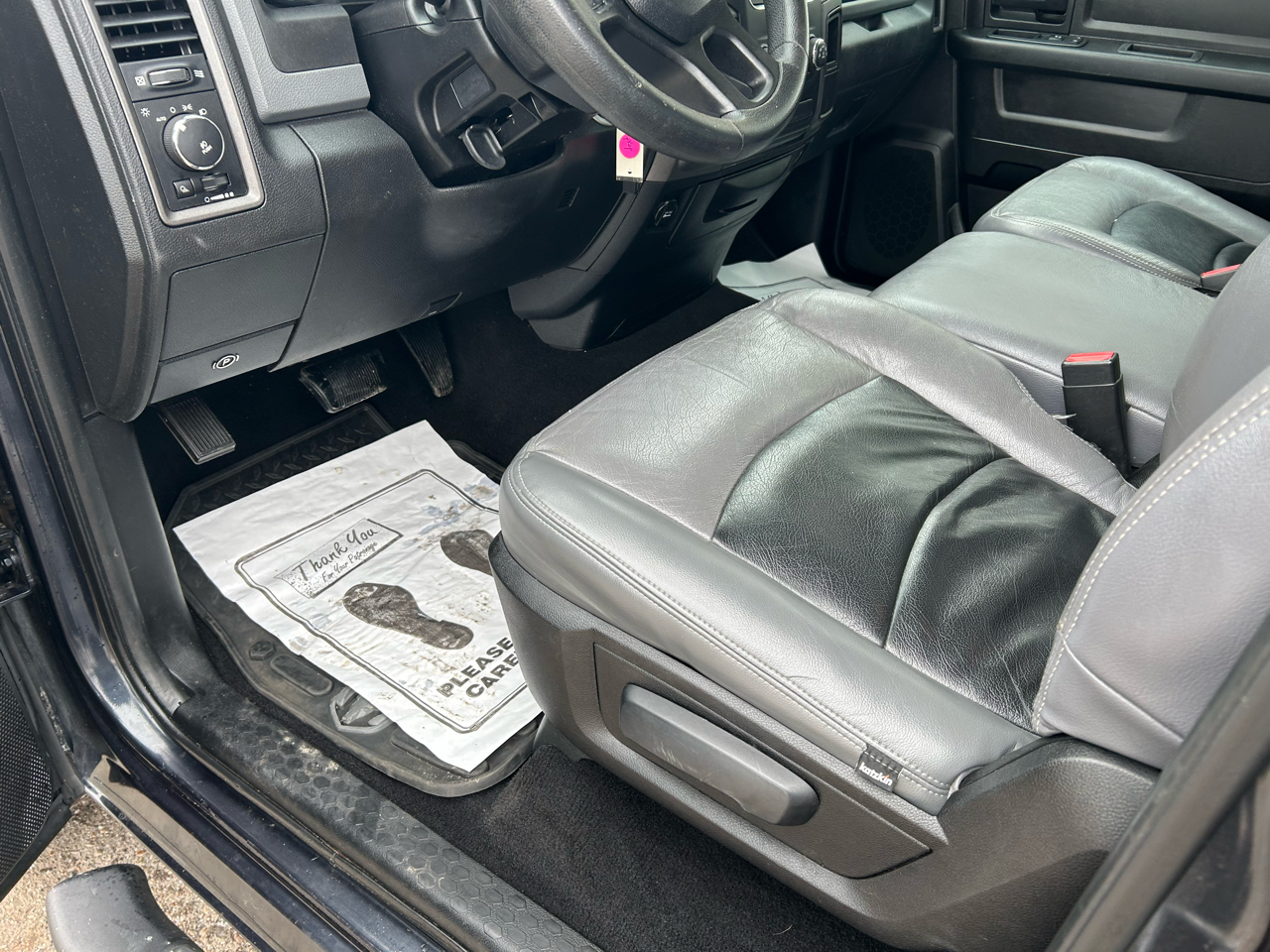 RAM 1500 Tradesman Quad Cab 4WD 2013