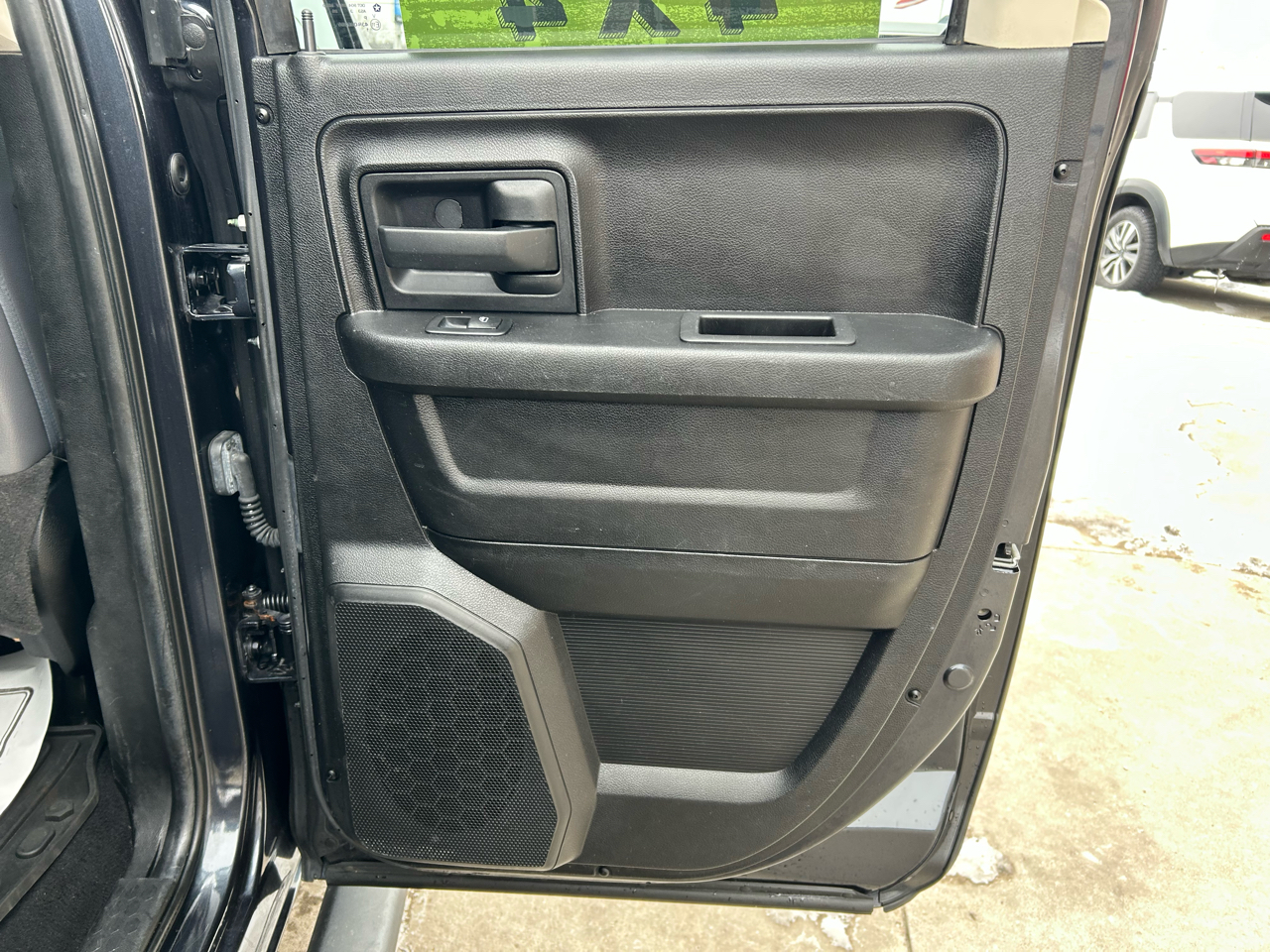 RAM 1500 Tradesman Quad Cab 4WD 2013