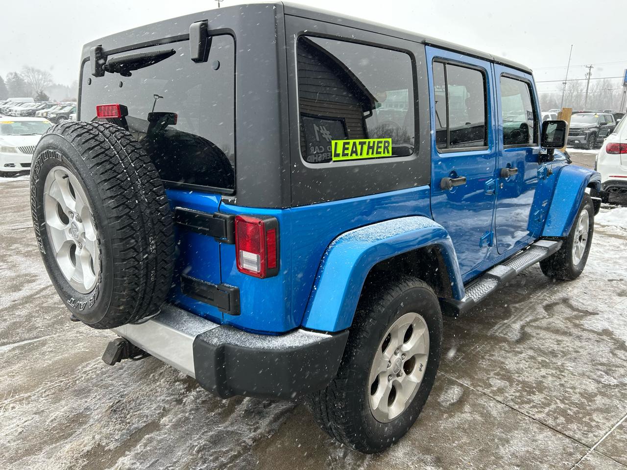 Jeep Wrangler Unlimited Sahara 4WD 2014