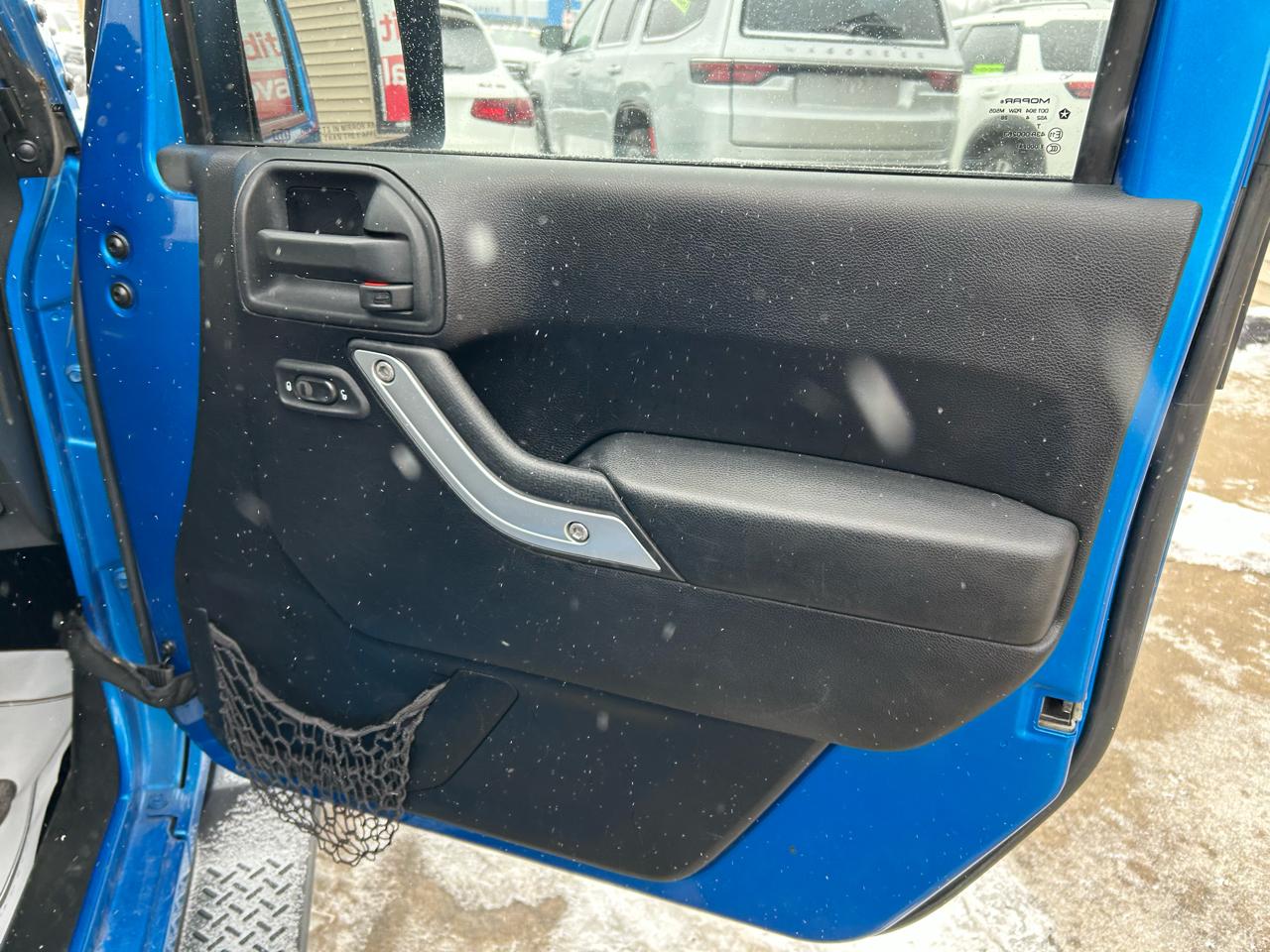 Jeep Wrangler Unlimited Sahara 4WD 2014