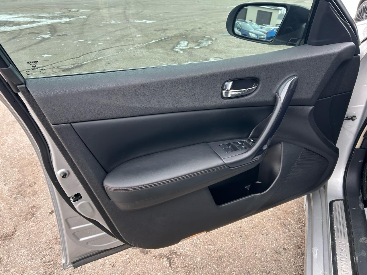 Nissan Maxima SV 2014