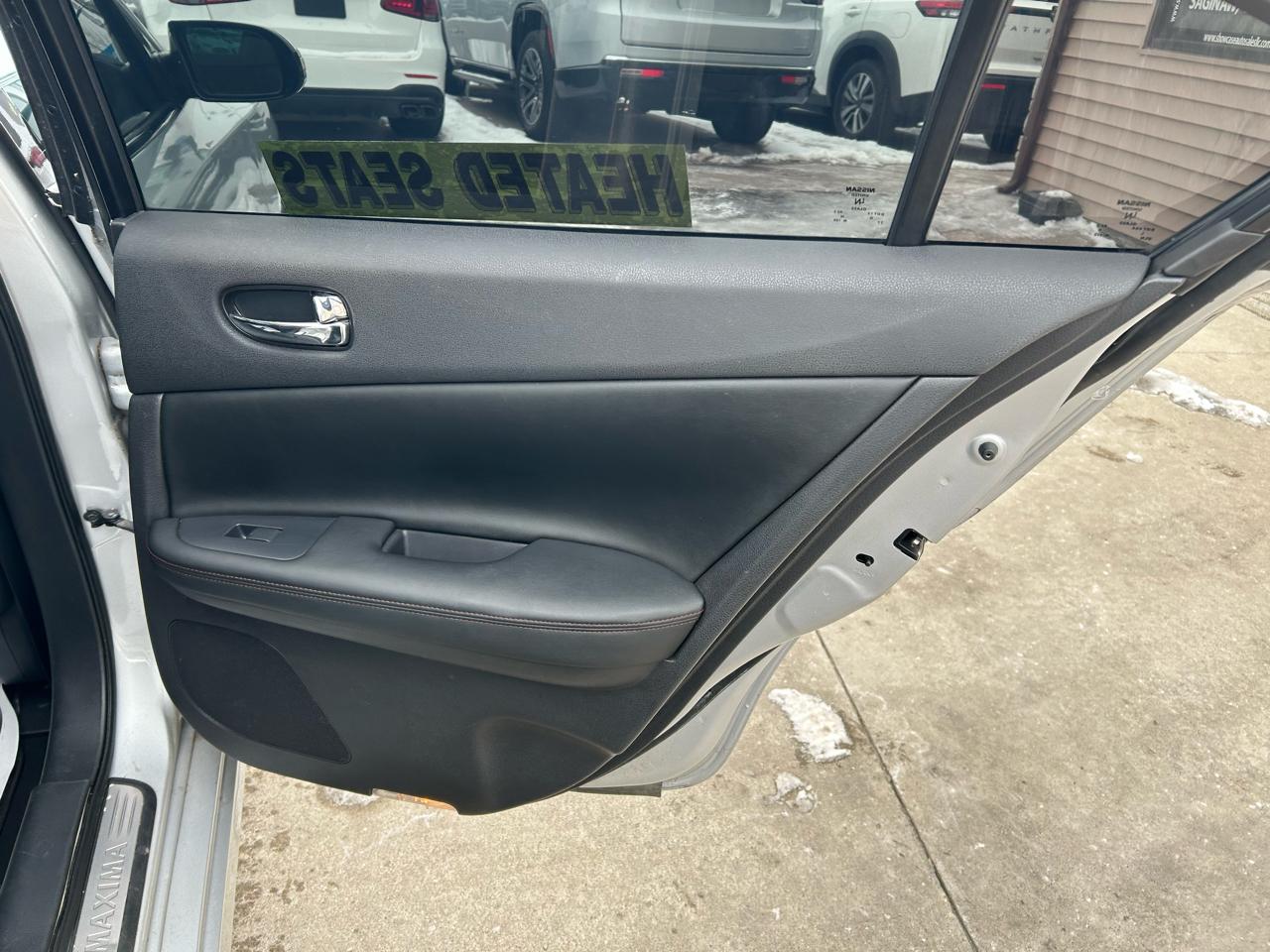 Nissan Maxima SV 2014