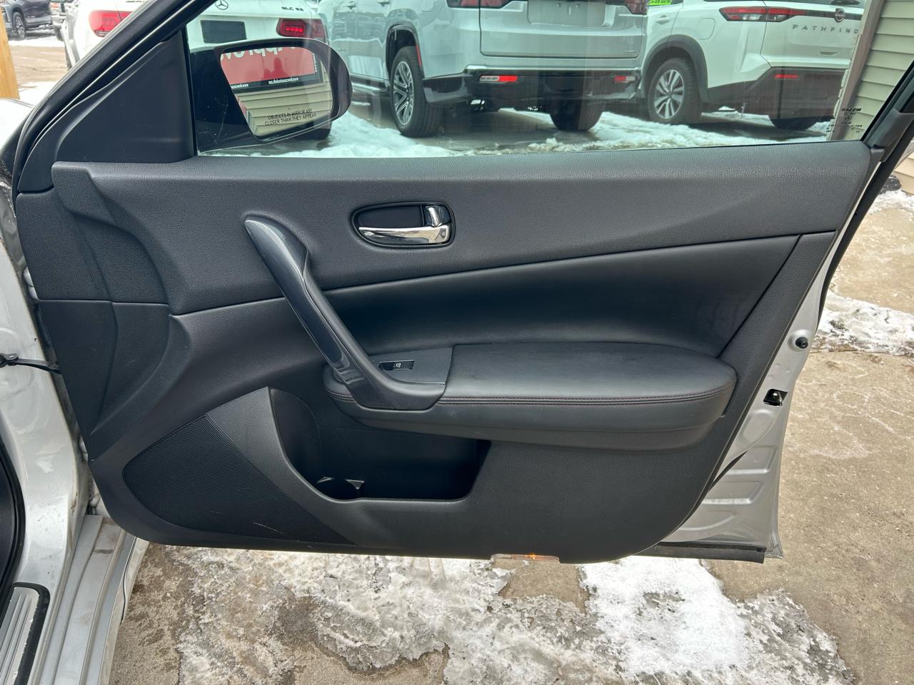 Nissan Maxima SV 2014