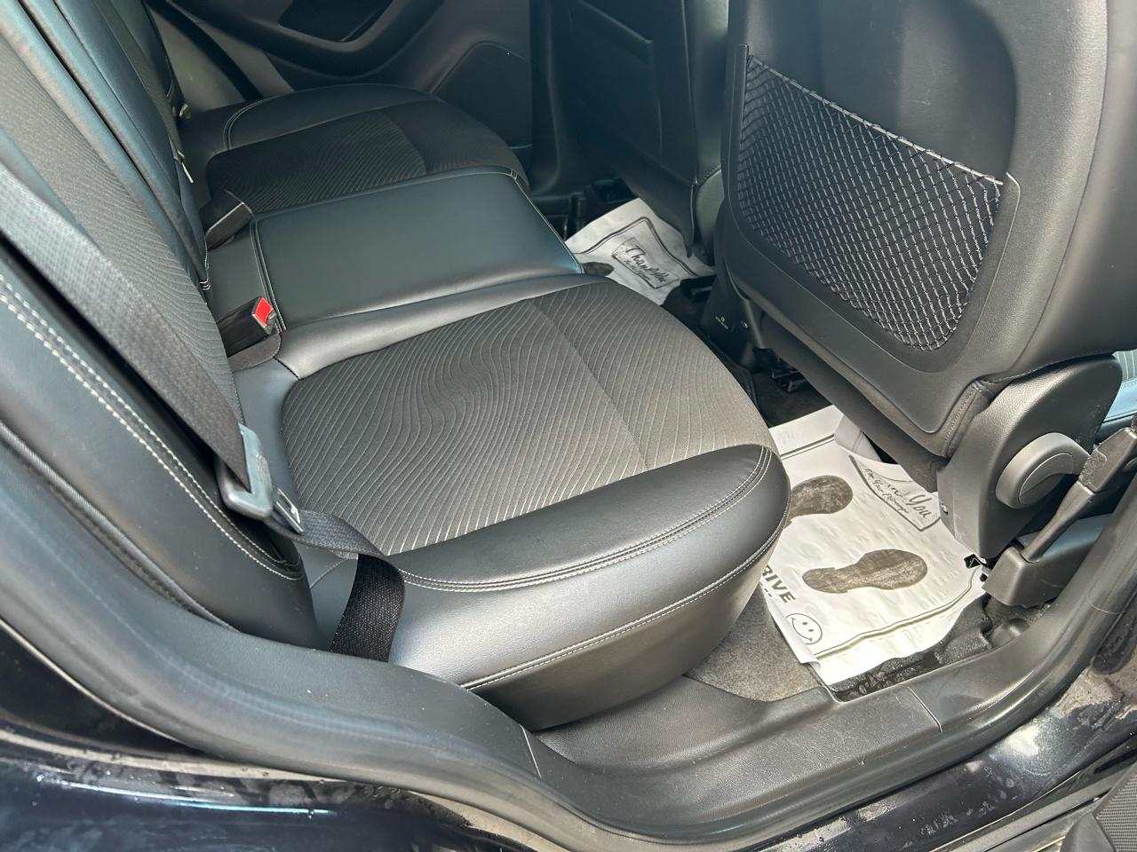 Buick Encore Convenience FWD 2013