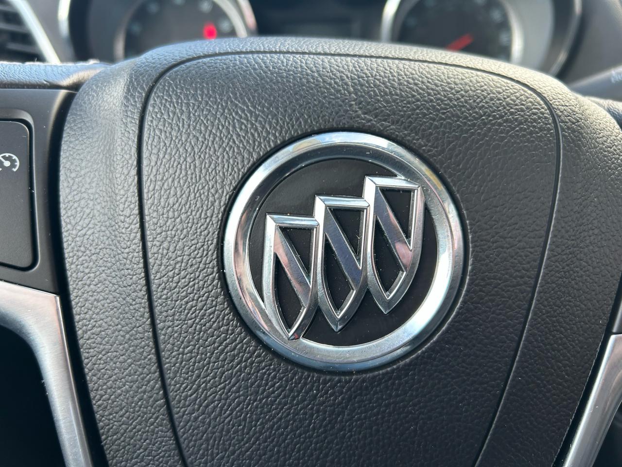 Buick Encore Convenience FWD 2013