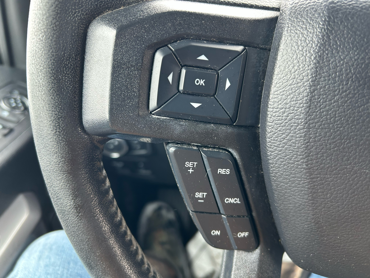 Ford F-150 4WD SuperCrew 139" XLT 2019