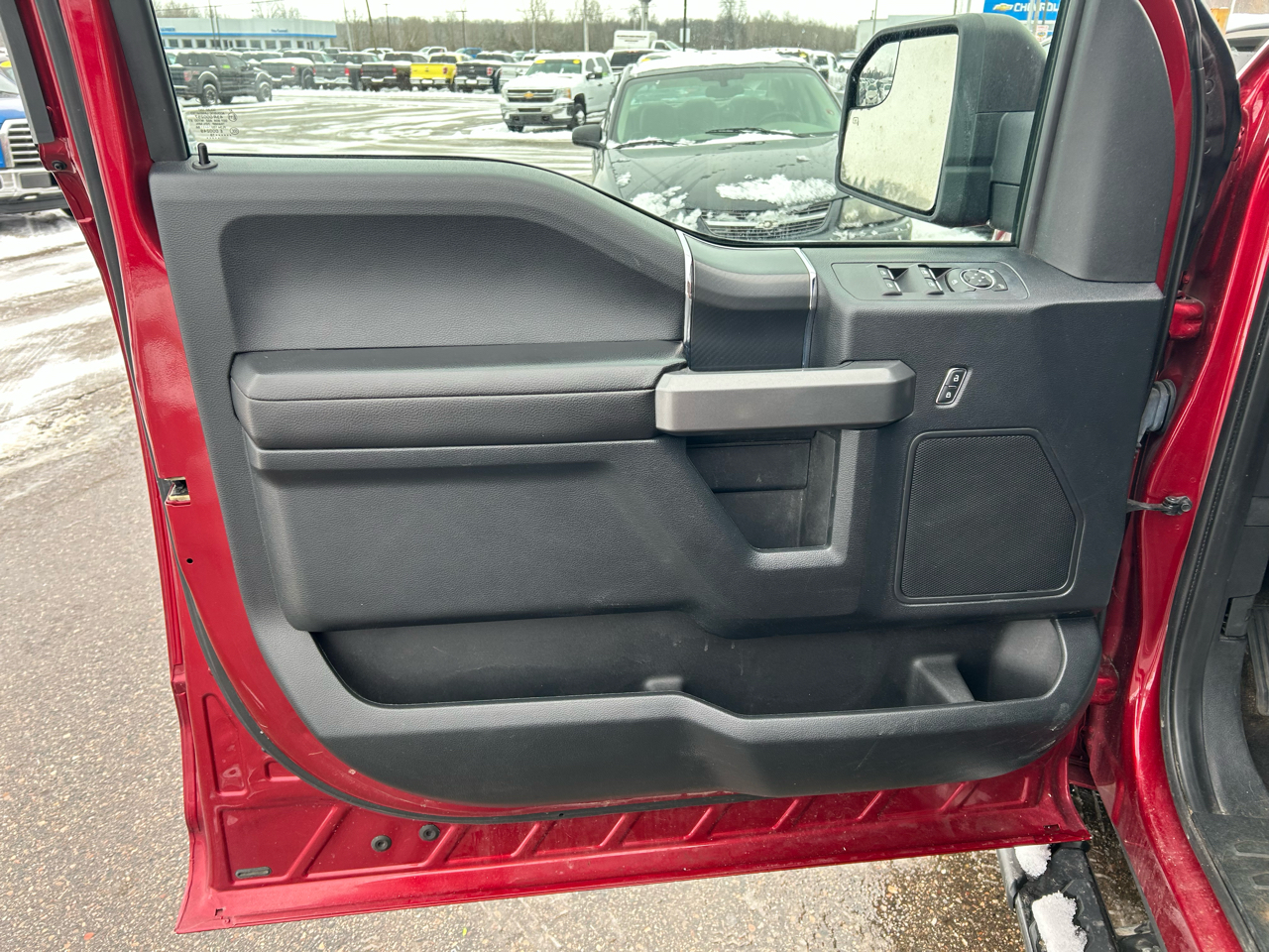 Ford F-150 4WD SuperCrew 150" XLT 2019