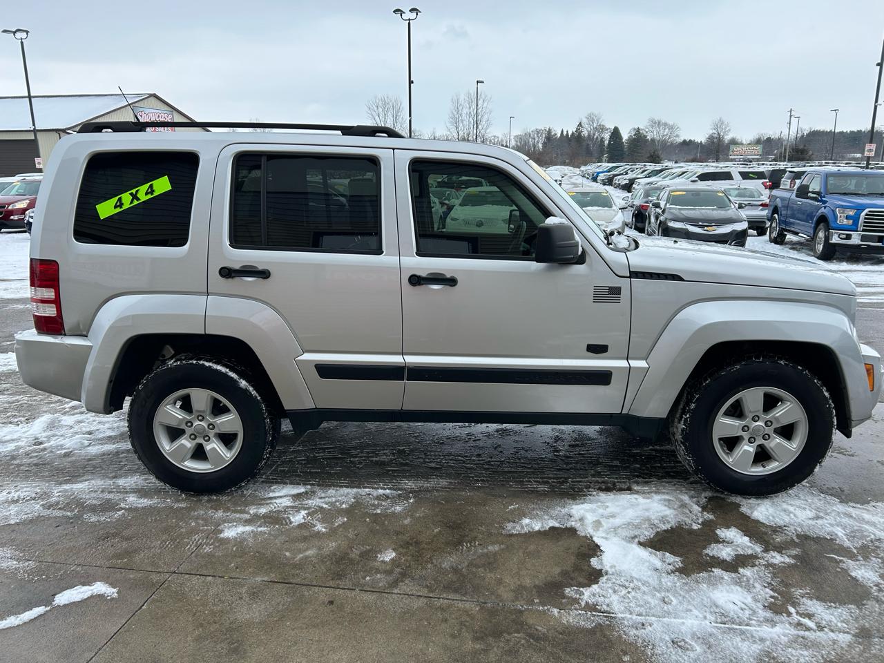 Jeep Liberty Sport 4WD 2011