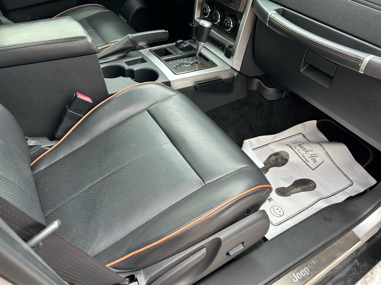 Jeep Liberty Sport 4WD 2011