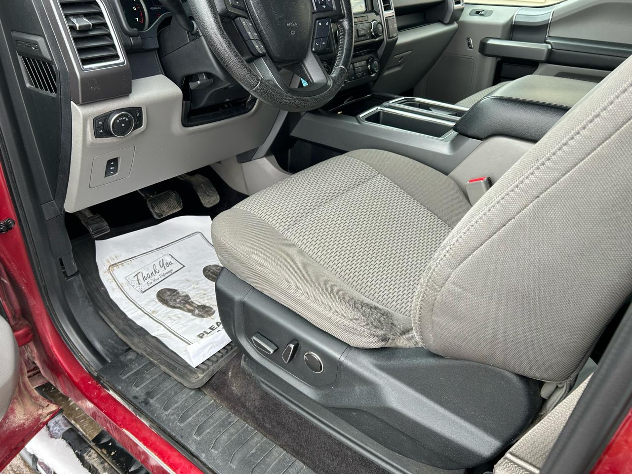 Ford F-150 4WD SuperCrew 145" XLT 2016