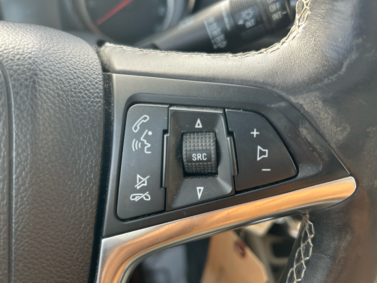 Buick Encore Convenience FWD 2014