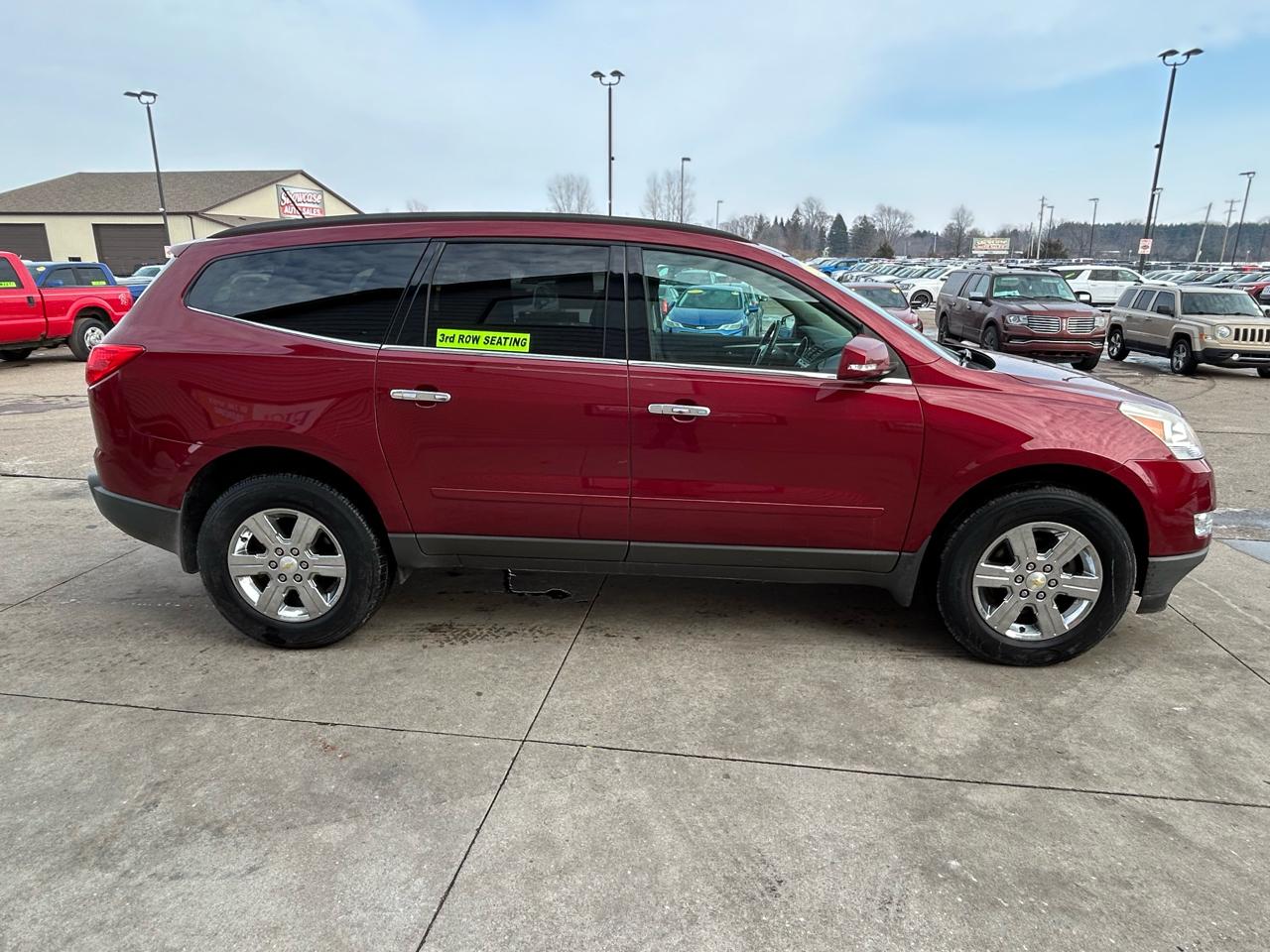 Chevrolet Traverse LT FWD 2011