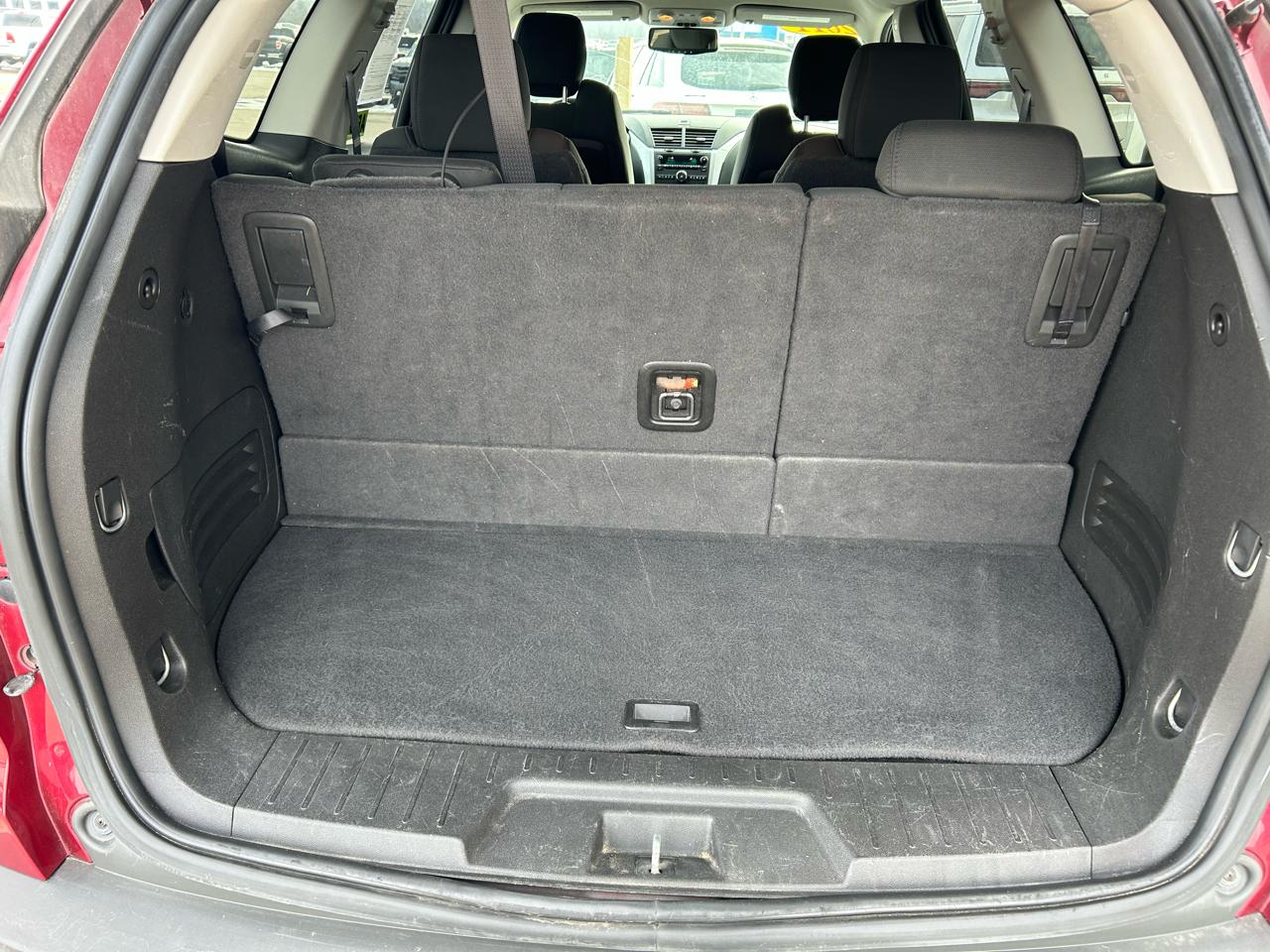 Chevrolet Traverse LT FWD 2011