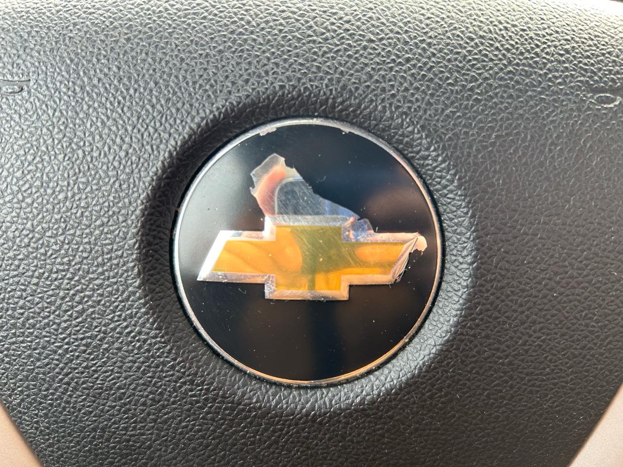 Chevrolet Traverse LT FWD 2011