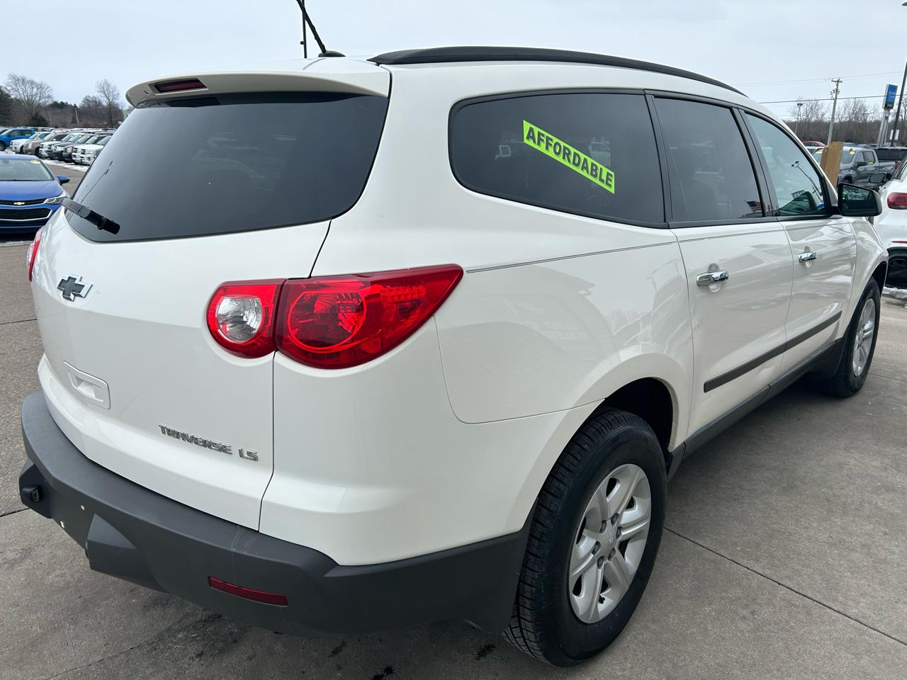 Chevrolet Traverse LS FWD w/PDC 2012