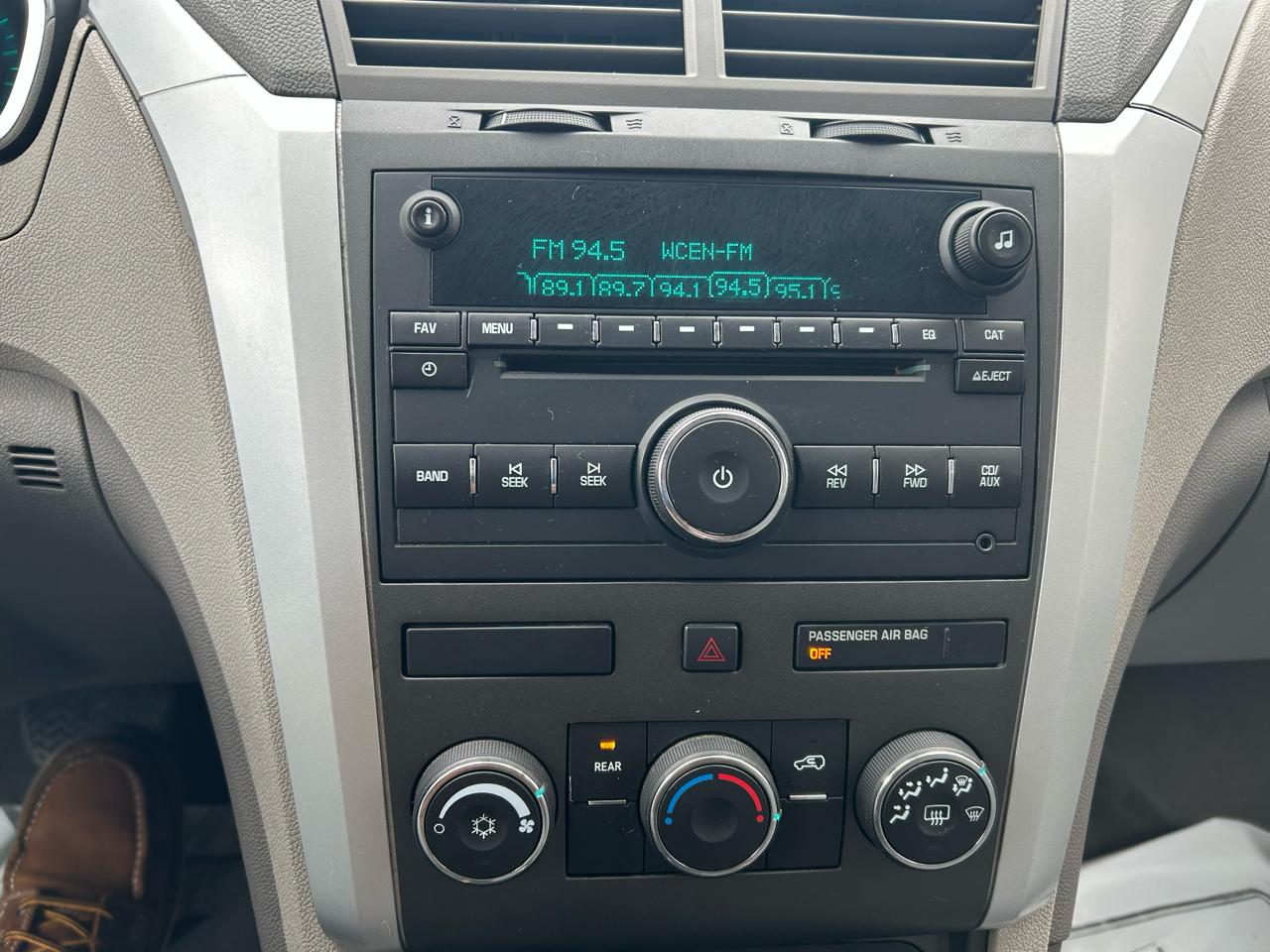 Chevrolet Traverse LS FWD w/PDC 2012