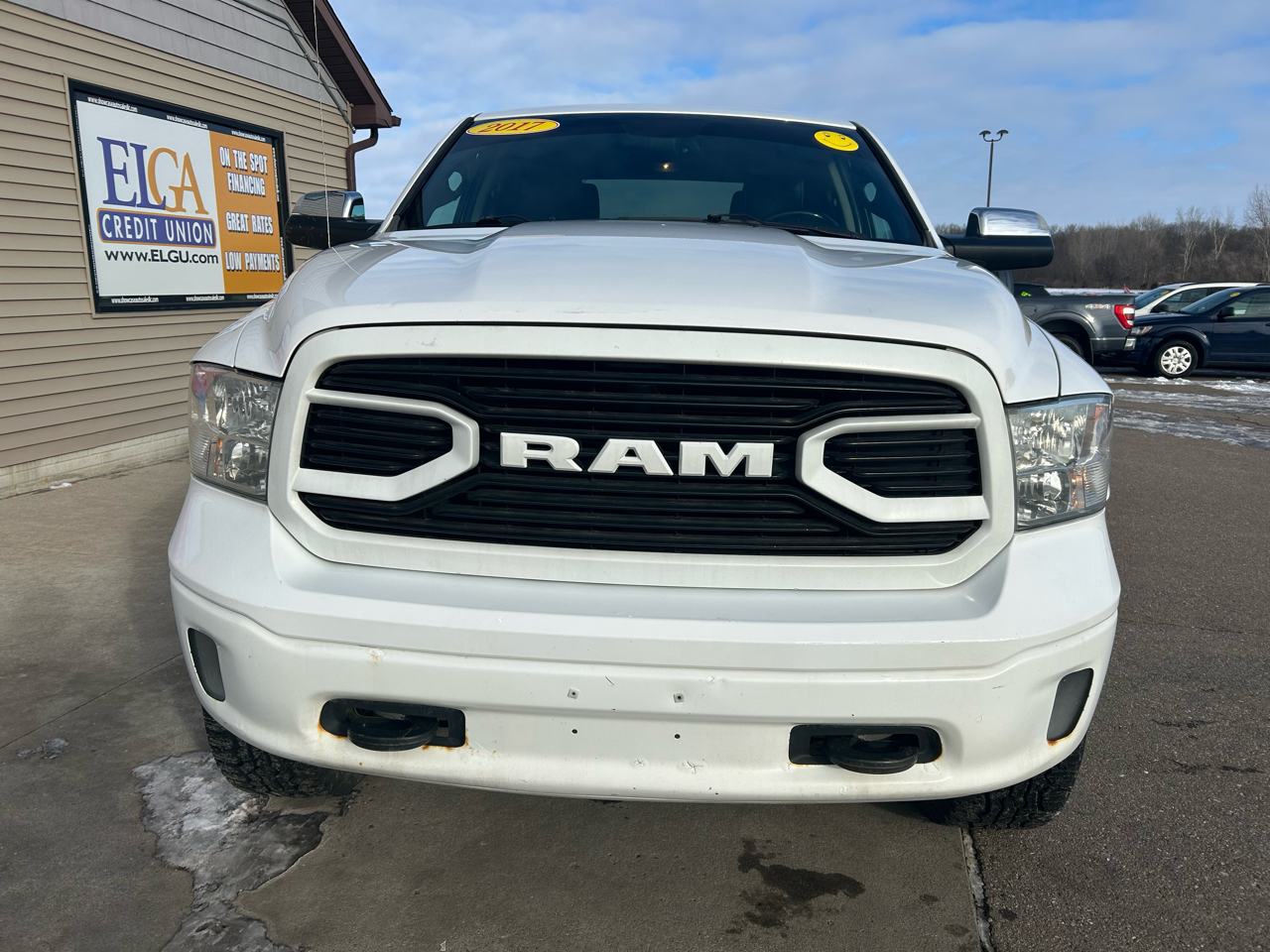 RAM 1500 SLT Crew Cab LWB 4WD 2017