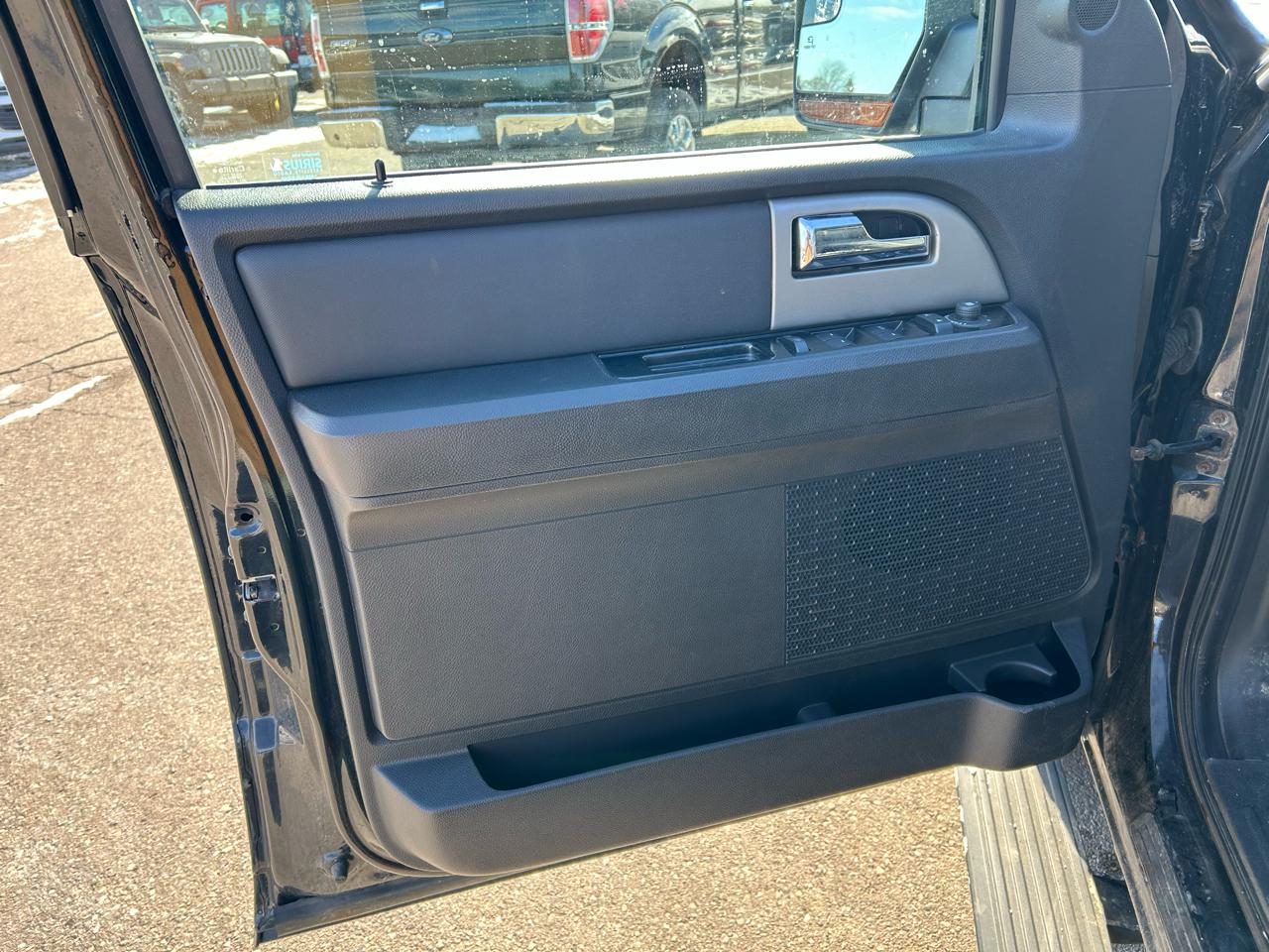 Ford Expedition EL Limited 4WD 2012