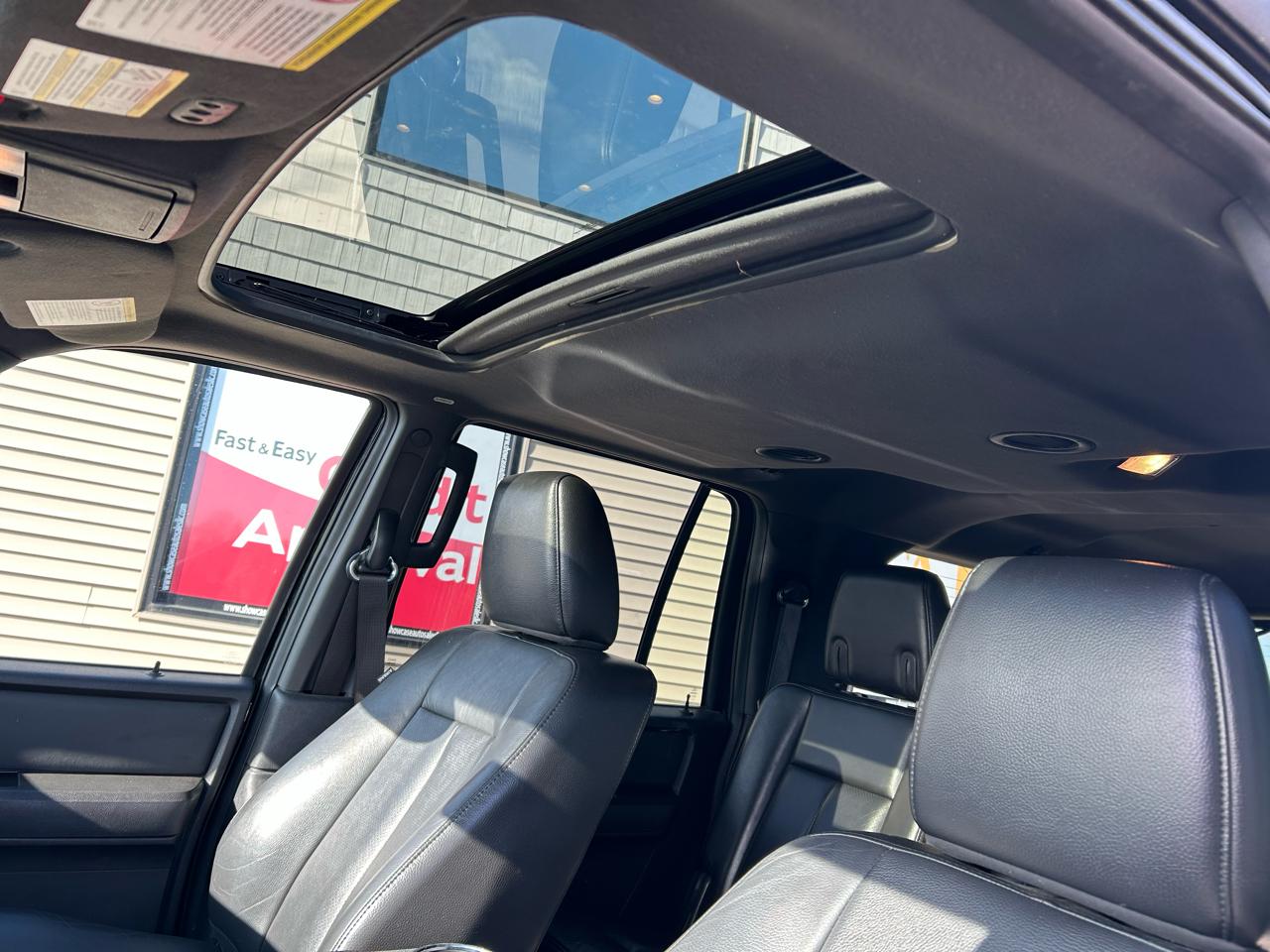 Ford Expedition EL Limited 4WD 2012