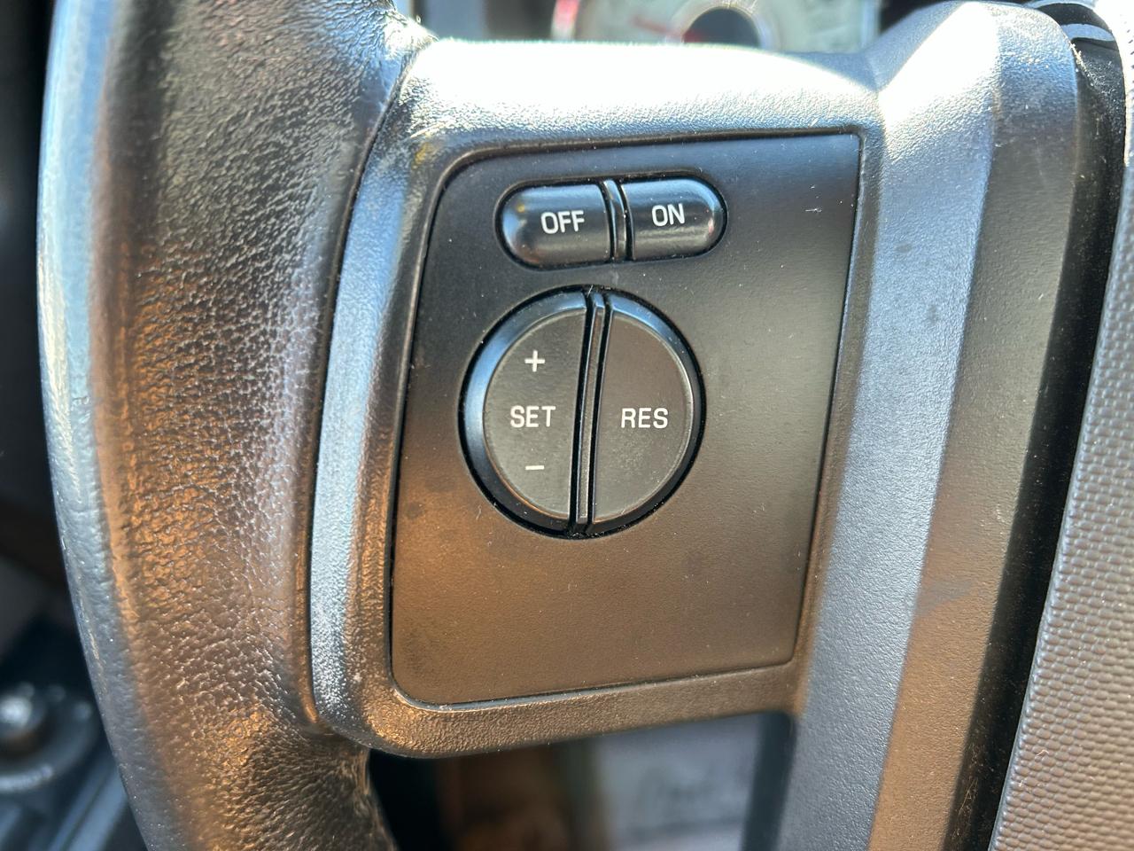 Ford Expedition EL Limited 4WD 2012