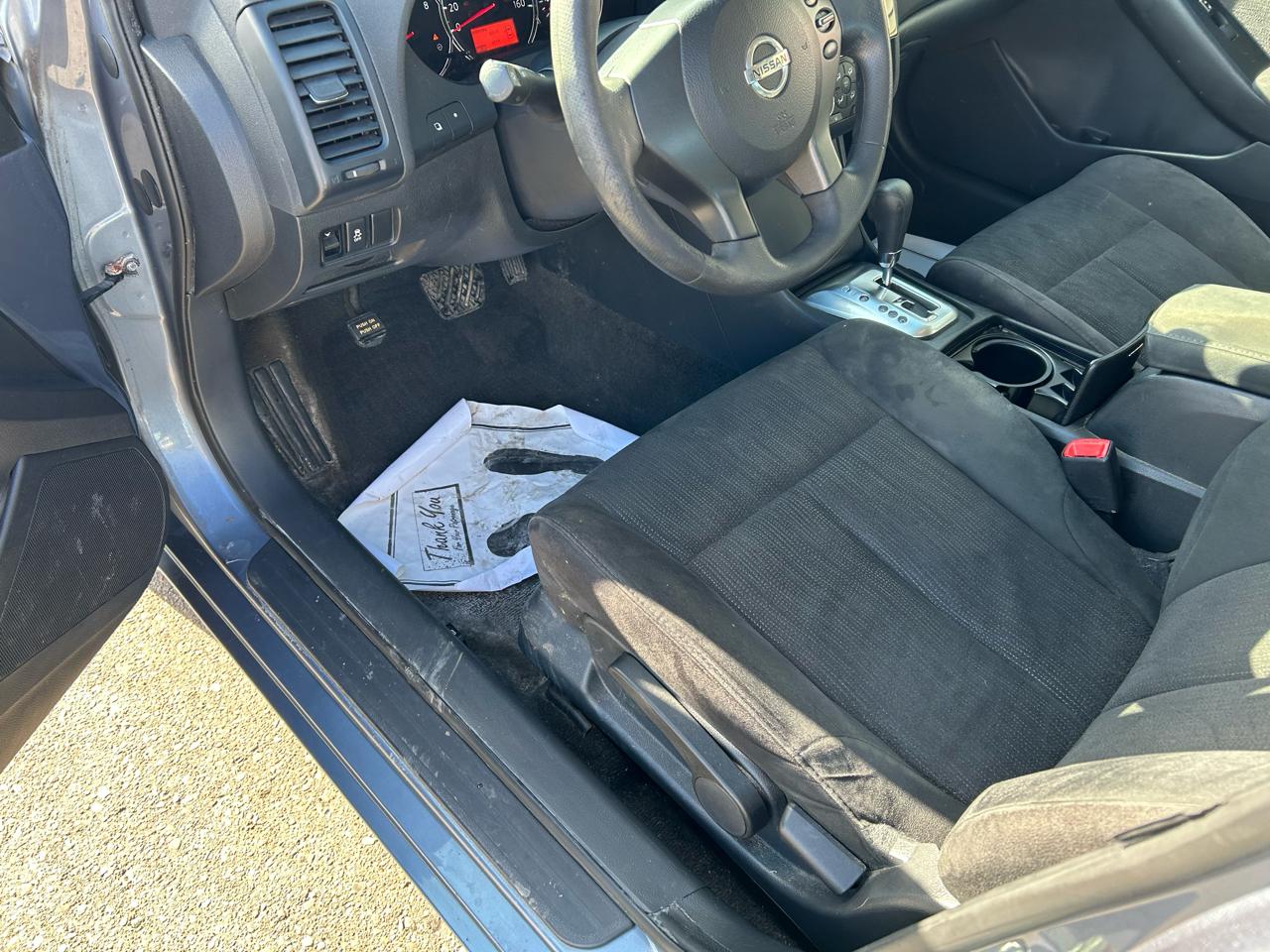 Nissan Altima 2.5 2012