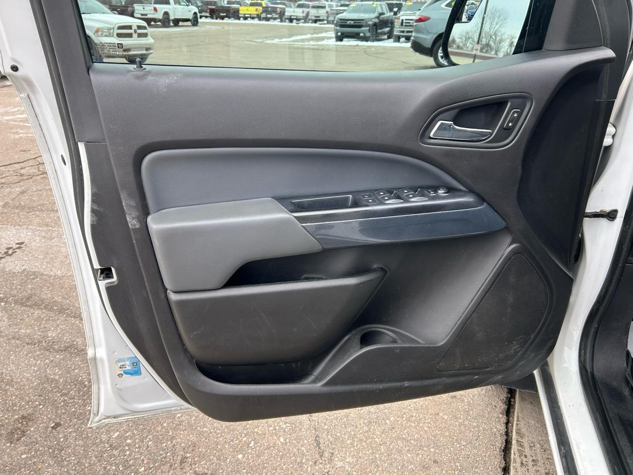 Chevrolet Colorado Z71 Crew Cab 4WD Long Box 2017