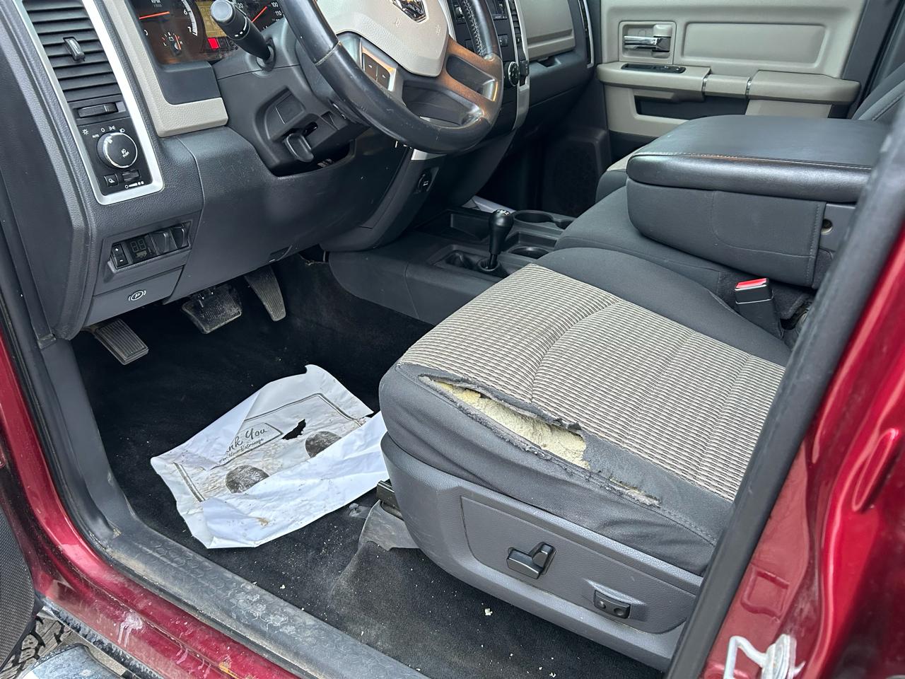 RAM 2500 Laramie Crew Cab LWB 4WD 2011