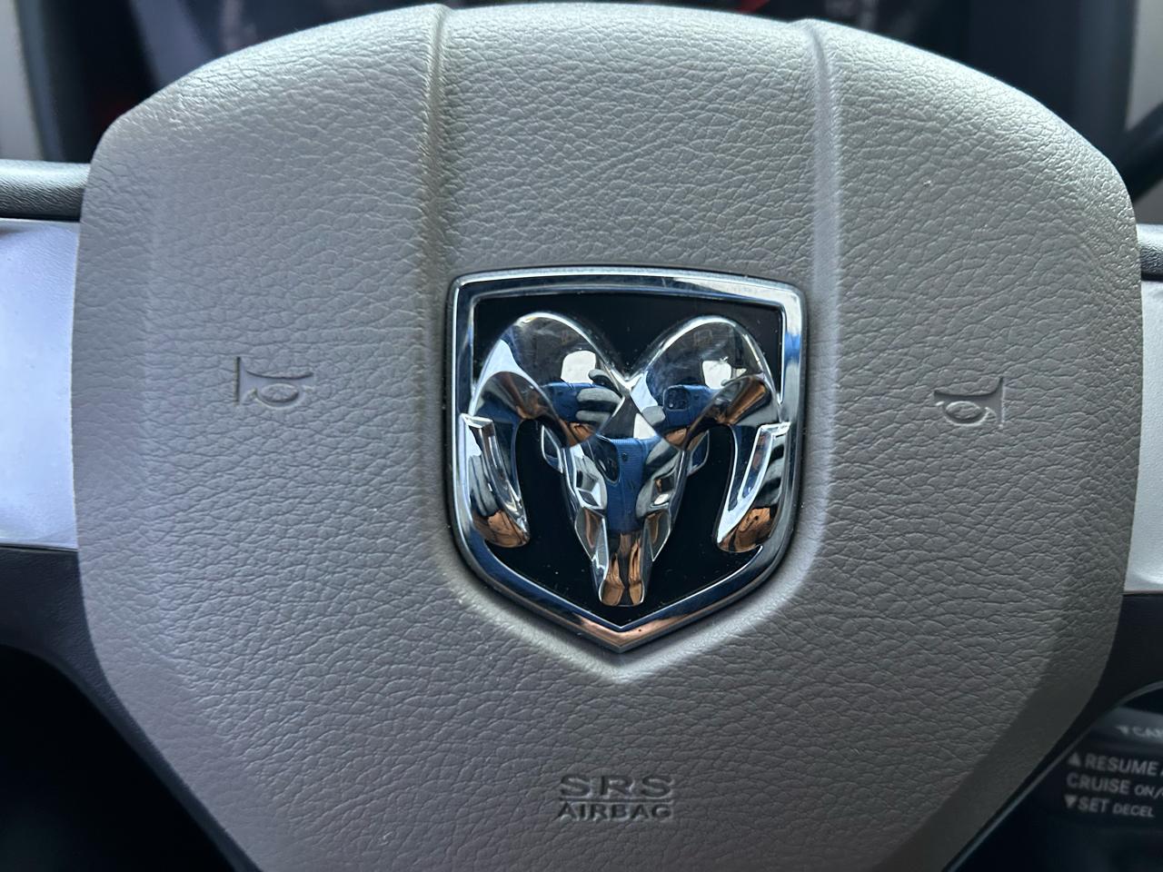 RAM 2500 Laramie Crew Cab LWB 4WD 2011