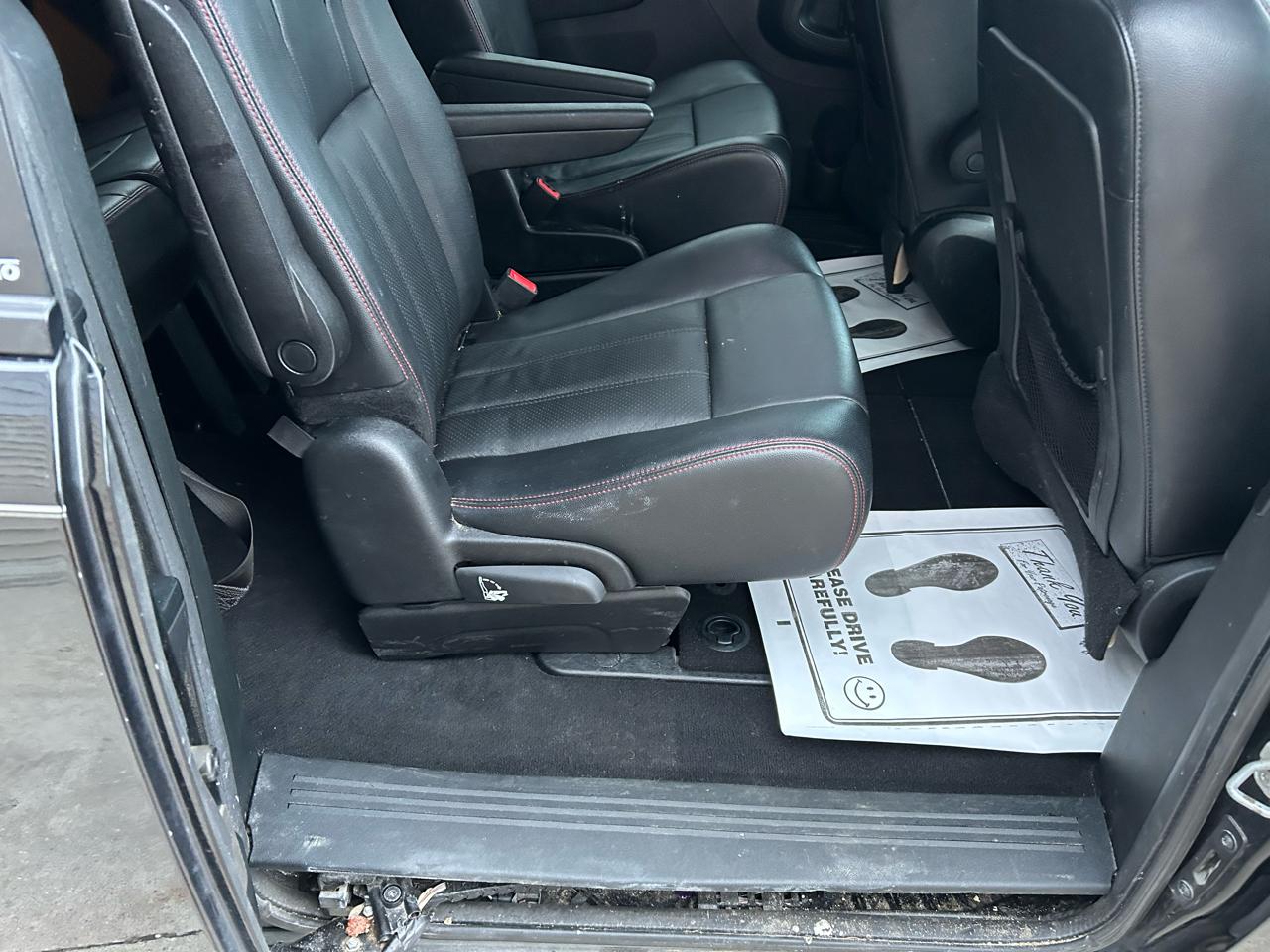 Dodge Grand Caravan R/T 2013