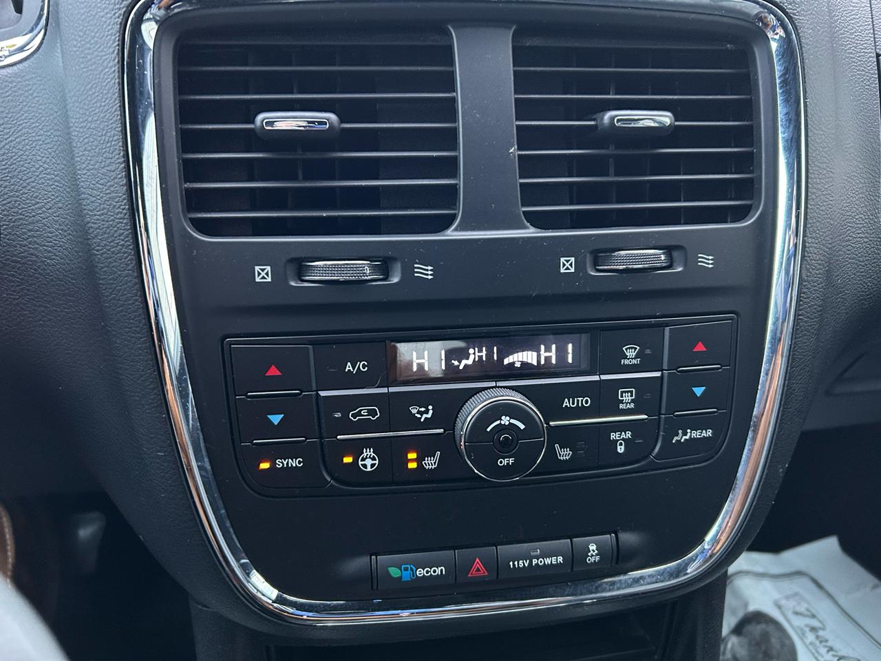 Dodge Grand Caravan R/T 2013