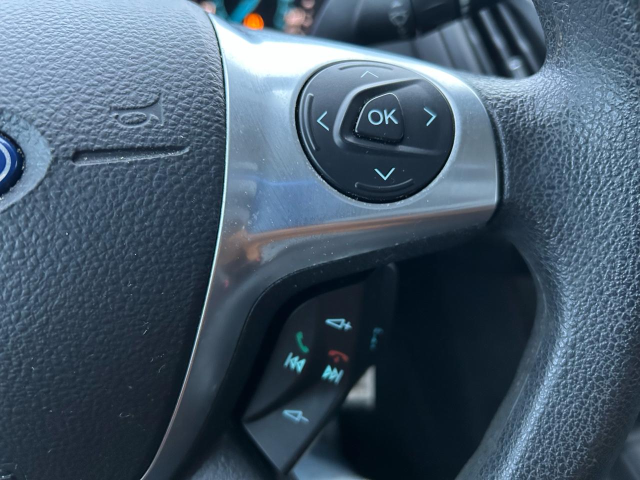 Ford Focus S Sedan 2013