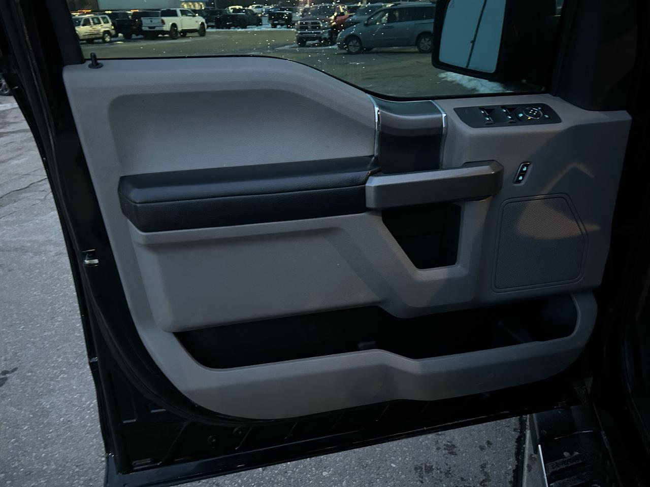 Ford F-150 Lariat SuperCrew 6.5-ft. Bed 4WD 2017