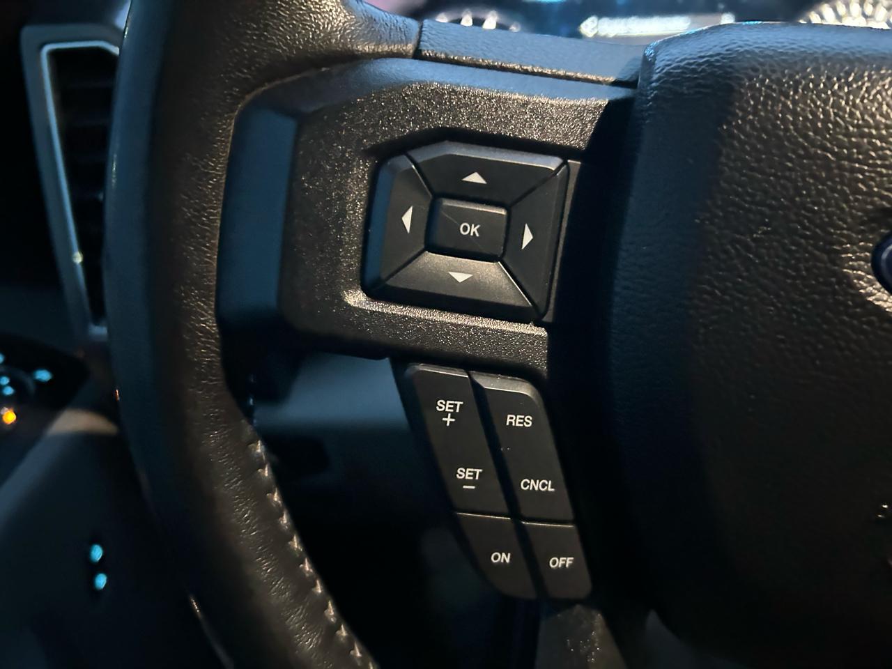 Ford F-150 Lariat SuperCrew 6.5-ft. Bed 4WD 2017