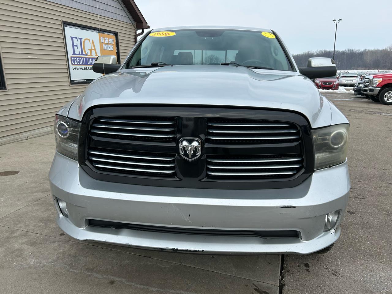 RAM 1500 Sport Crew Cab SWB 4WD 2016