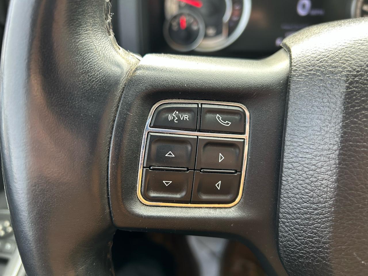 RAM 1500 Sport Crew Cab SWB 4WD 2016