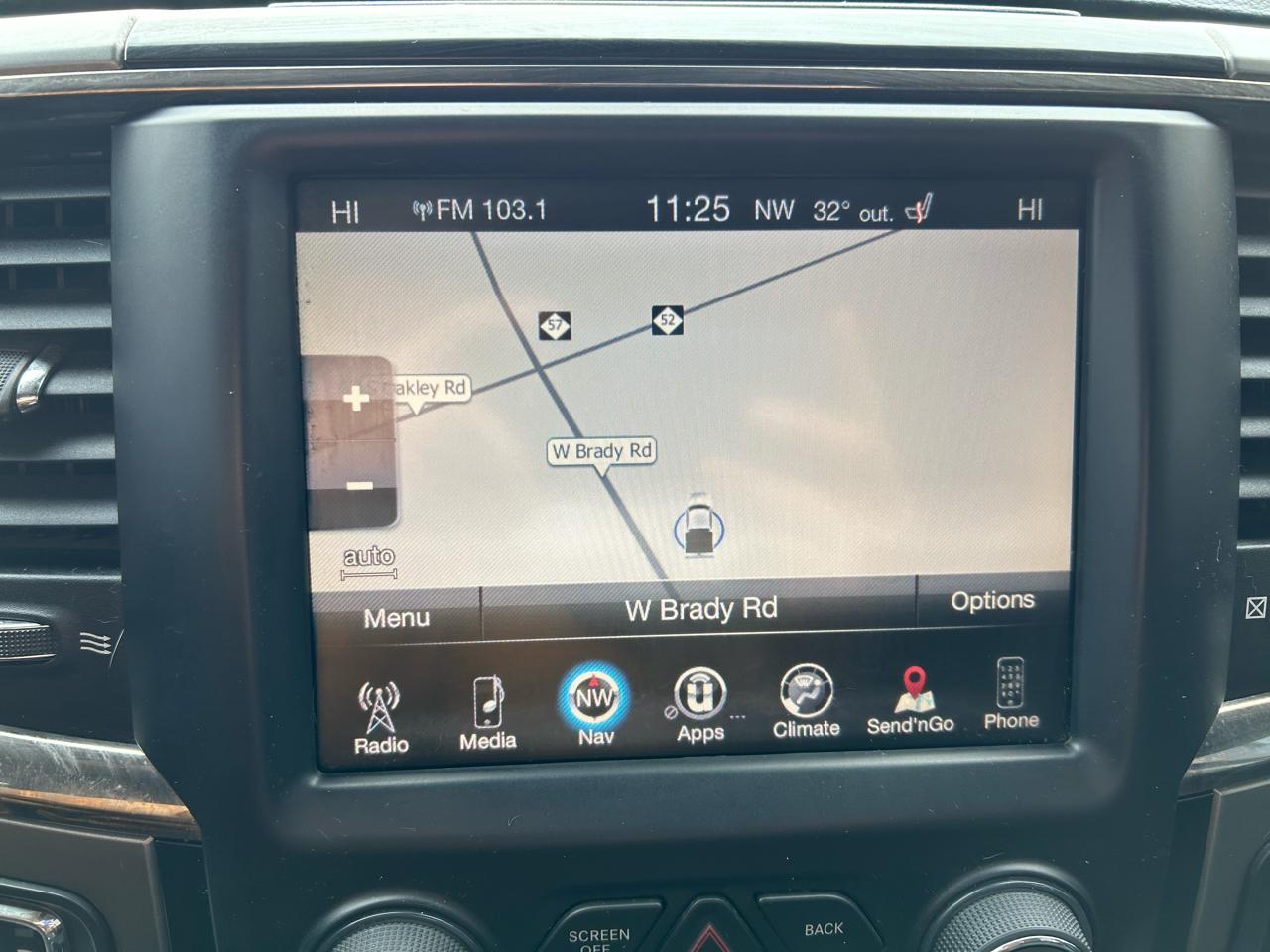 RAM 1500 Sport Crew Cab SWB 4WD 2016