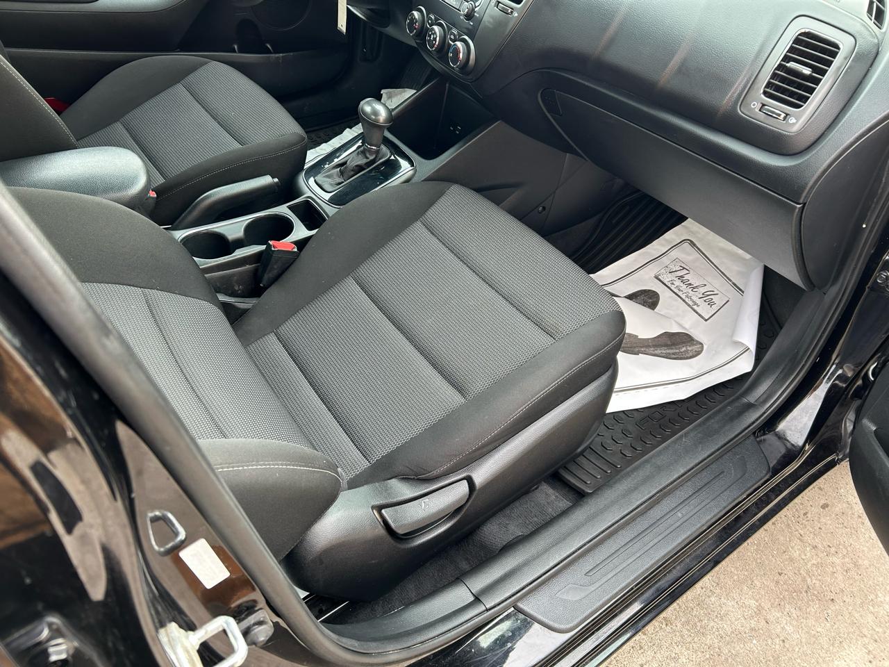 Kia Forte LX 6M 2018