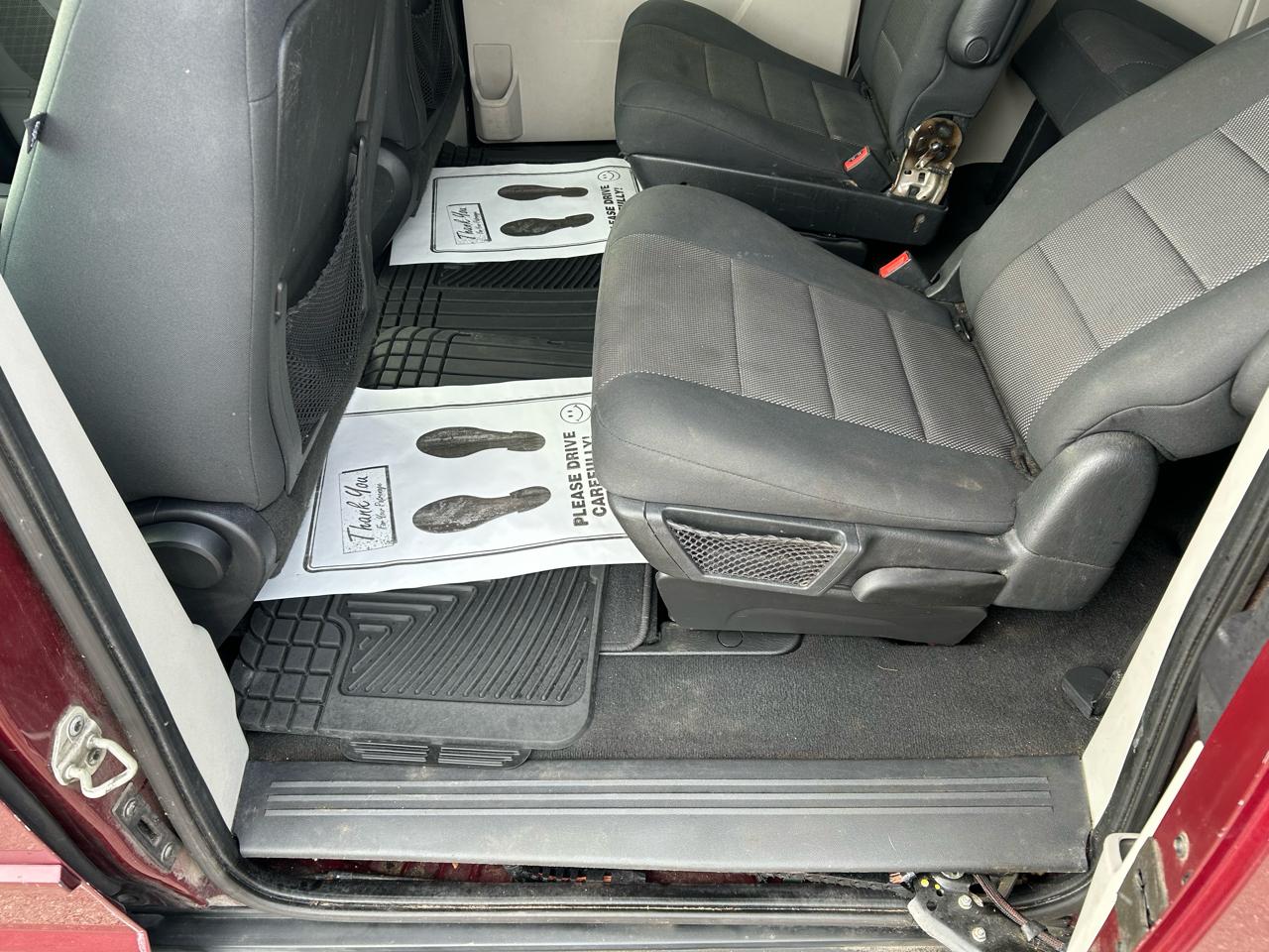 Dodge Grand Caravan SE 2009