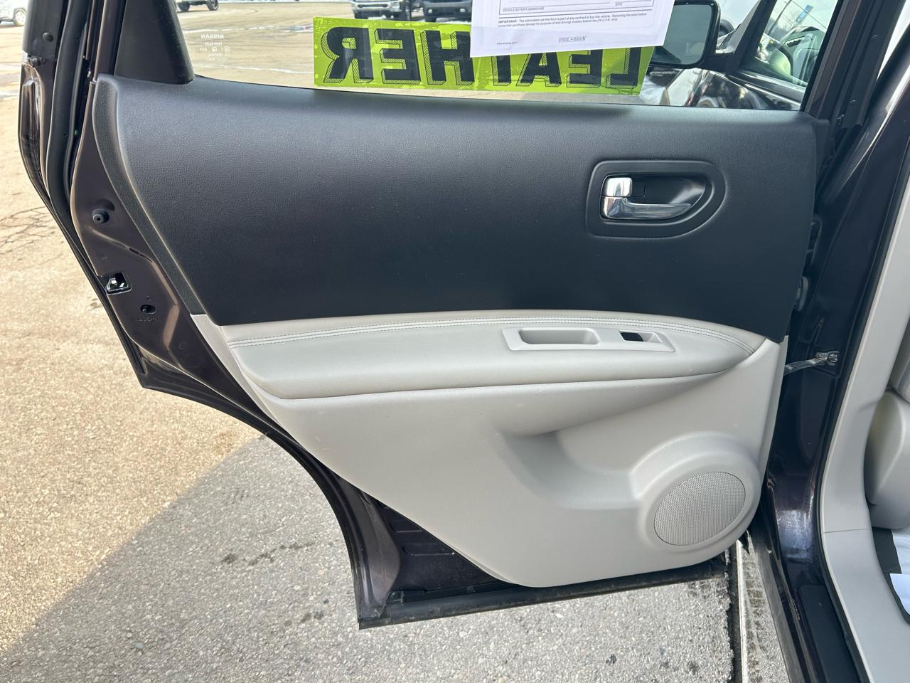 Nissan Rogue S 2WD 2013