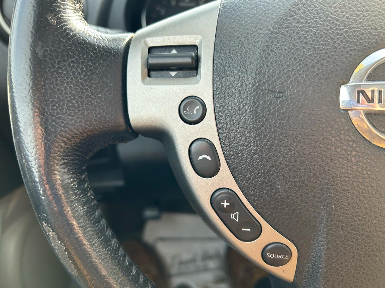 Nissan Rogue S 2WD 2013