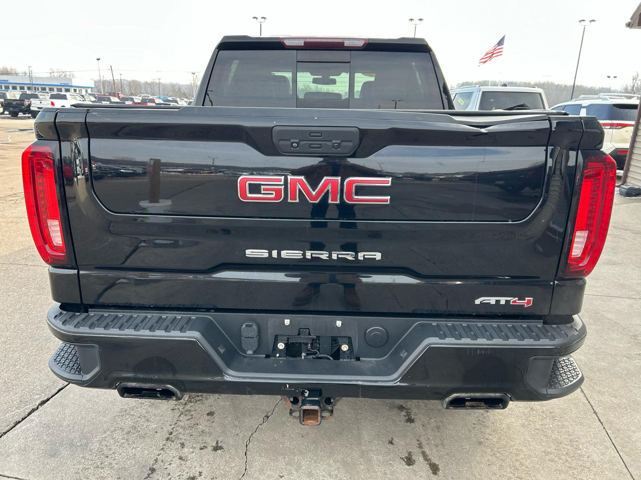 GMC Sierra 1500 AT4 Crew Cab Short Box 4WD 2021