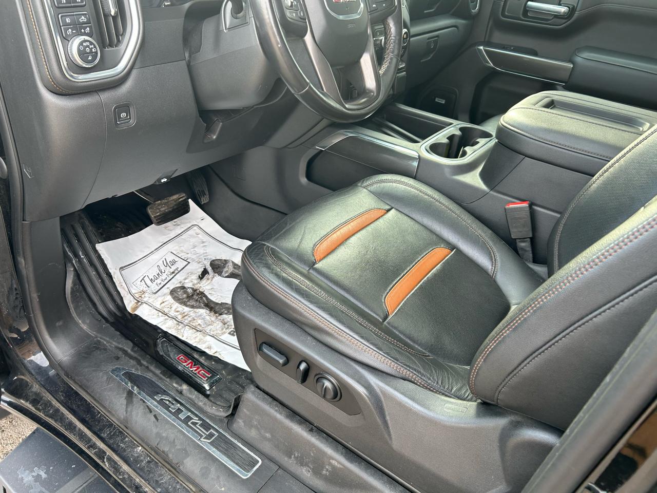 GMC Sierra 1500 AT4 Crew Cab Short Box 4WD 2021