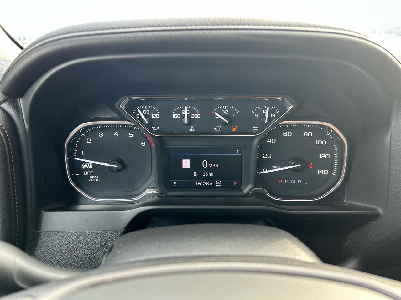 GMC Sierra 1500 AT4 Crew Cab Short Box 4WD 2021