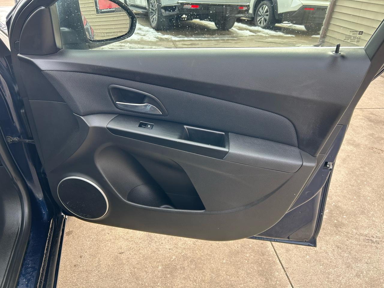 Chevrolet Cruze 1LT 2011