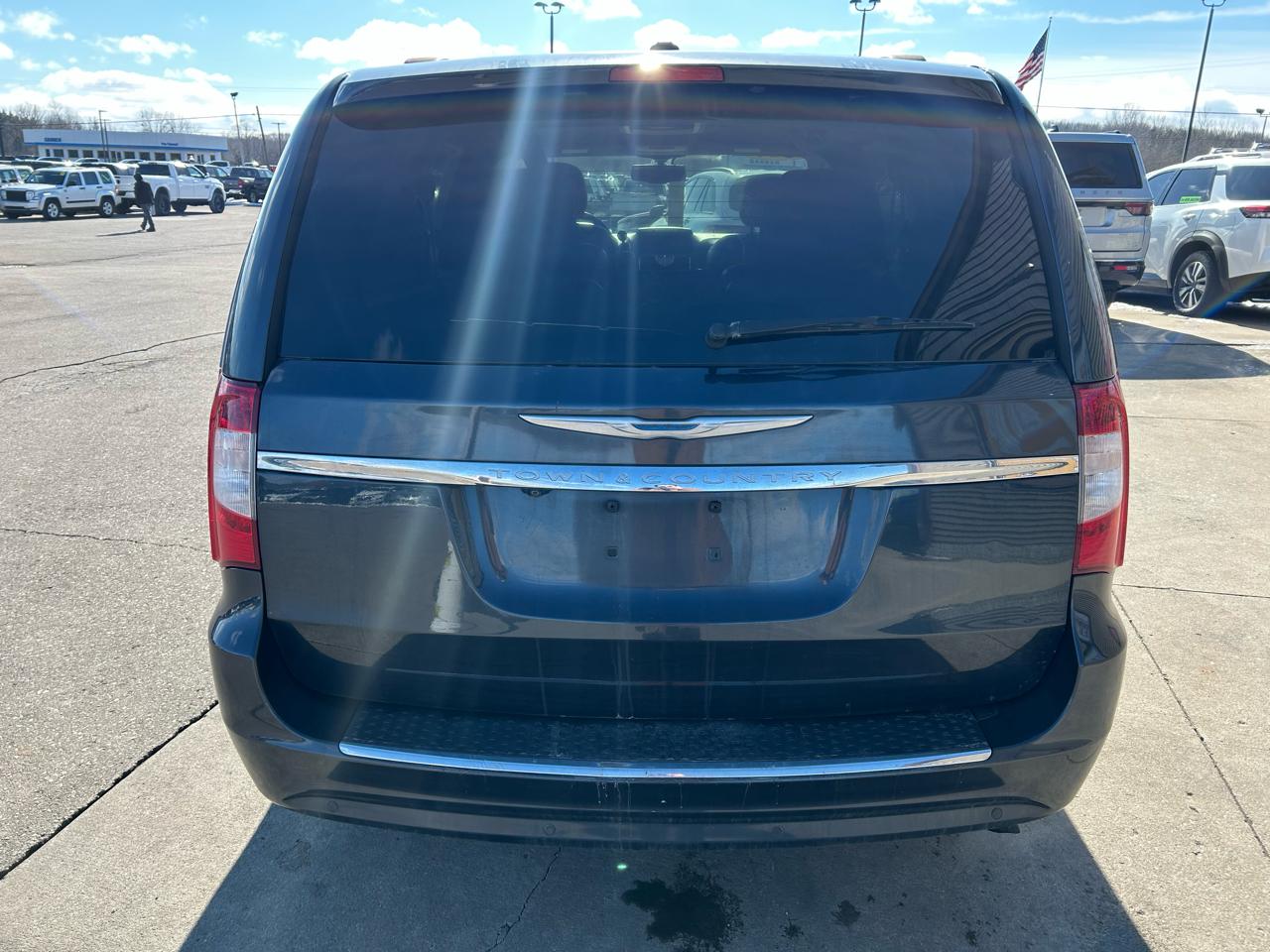 Chrysler Town & Country Touring-L 2014